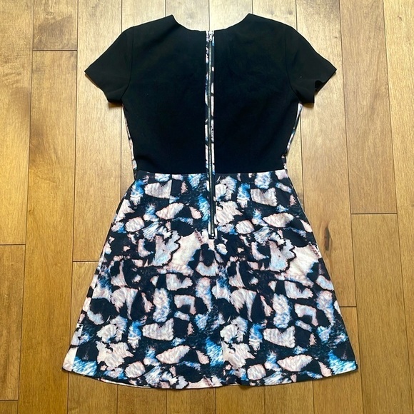 Club Monaco Charis Printed Shortsleeve A Line Dress Bodycon Pockets Black Pink 6 - Picture 6 of 9